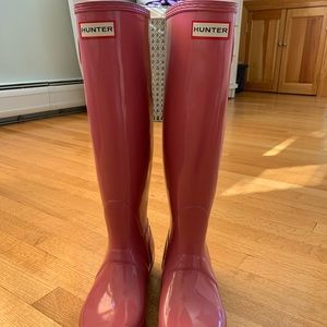 Since 8 women’s hunter boots